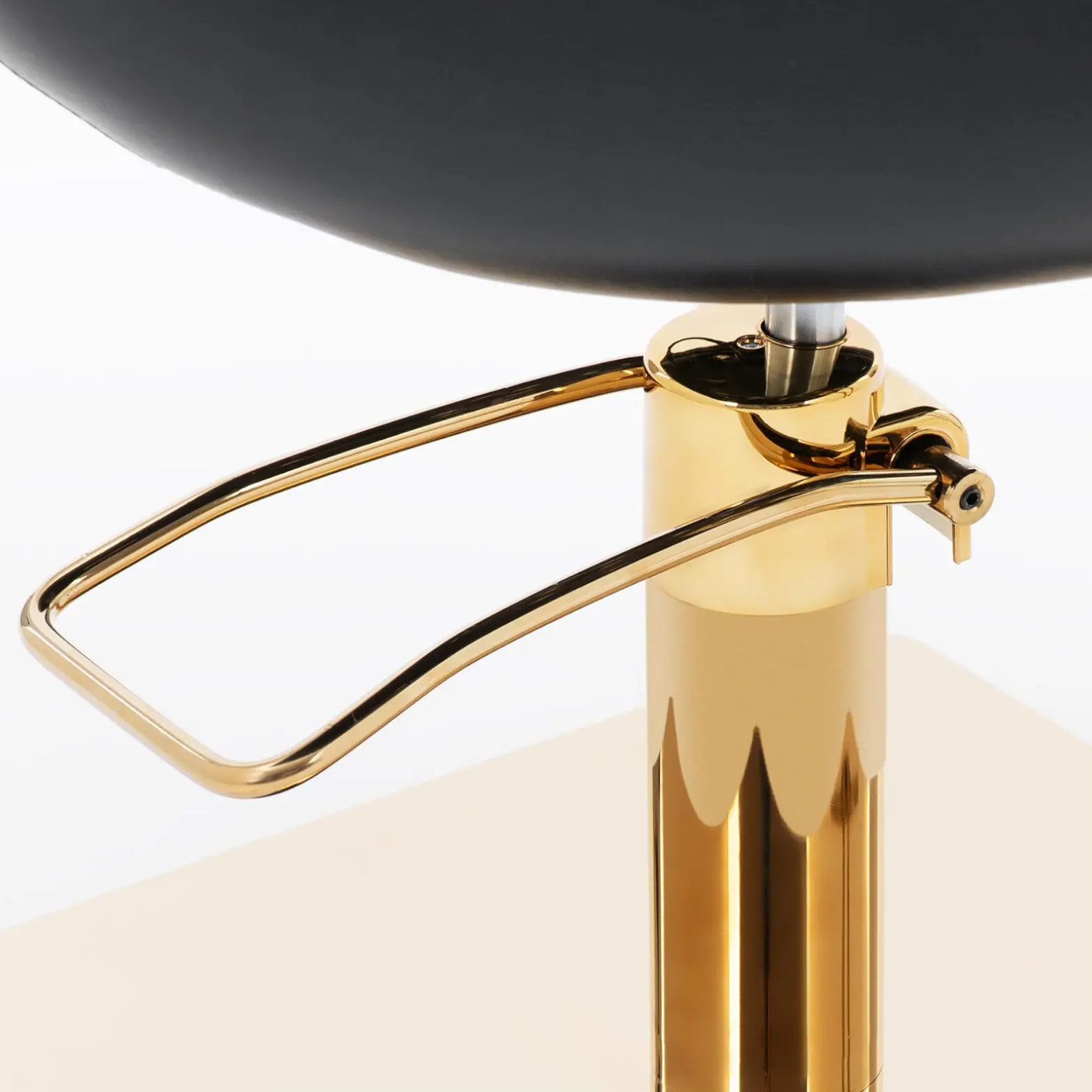 Fotel fryzjerski barberski kosmetyczny z podnóżkiem Physa PENRYN - czarno złoty 10040762 Physa - obrazek 4